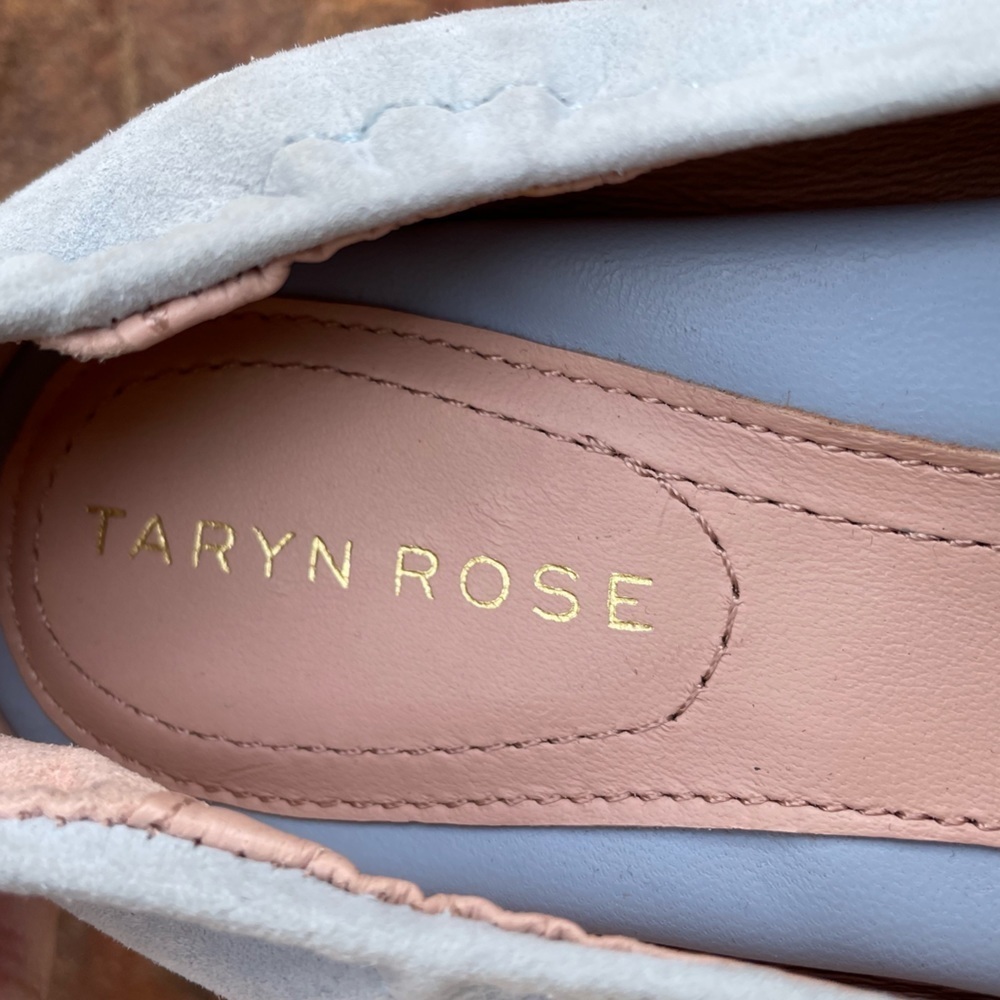 Taryn Rose Light Gray Heels - Picture 7 of 13